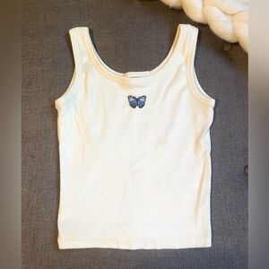 Very cute and slim fit white tank top - Obsessive Love slightly cropped